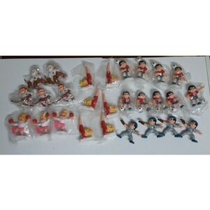 Sport Billy 1983 84 Lot 27 figures Soccer Cheer Hockey Baseball Gymnastics